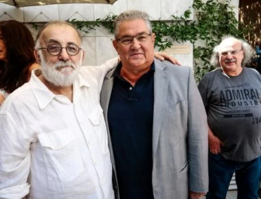 Ο Θάνος Μικρούτσικος στο Επικρατείας του ΚΚΕ - Επικεφαλής η Παπαρήγα